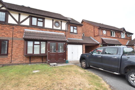 4-bed semi-detached on 17 Briarswood, New Rhosrobin, Rhosrobin, Wrexham LL11 4PX, £1,100/mo