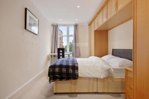 02-8f4c78556 - AM - Flat 7, 152, Goswell Road Lond