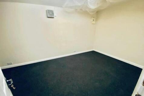 Commercial Property to rent Image 5