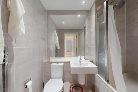 Manchester Road, E14, For Sale By Barrain London.j