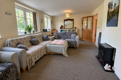 Graianrhyd Road, Llanarmon-Yn-Ial, Mold photo 3