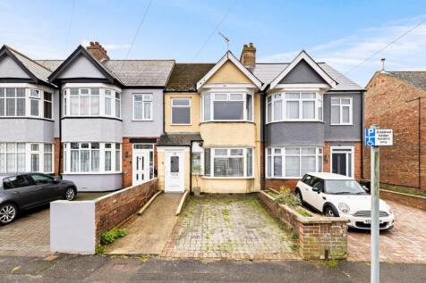 Folkestone, CT19 - property photo