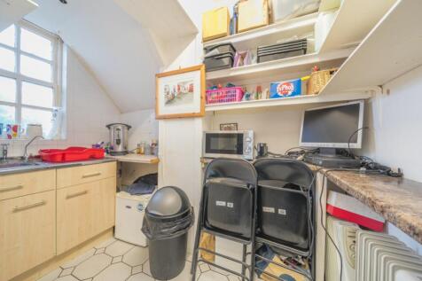 1319758-9-687ffcf753f63-ARW-1