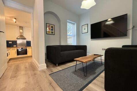 another student property from Award winning CPS HO