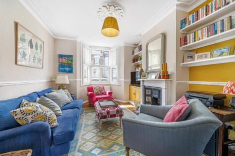 London, SE15 - property photo