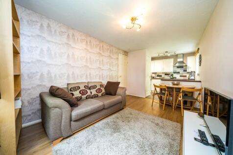Foxglove Way, Wallington photo 3