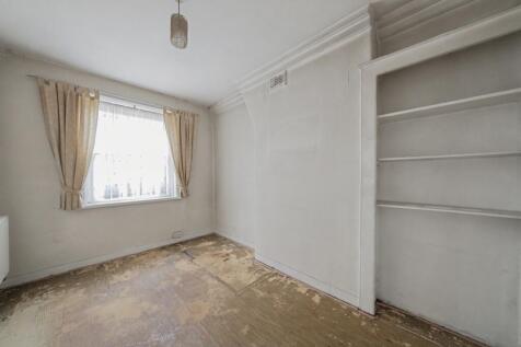 Flat 9, Block E, Peabody Estate, Herbrand Street, Bloomsbury, London WC1N 1JG