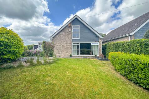 Rowlands Gill, NE39 - property photo