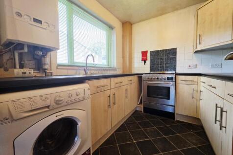 Weetwood House Court, Headingley, Leeds photo 4