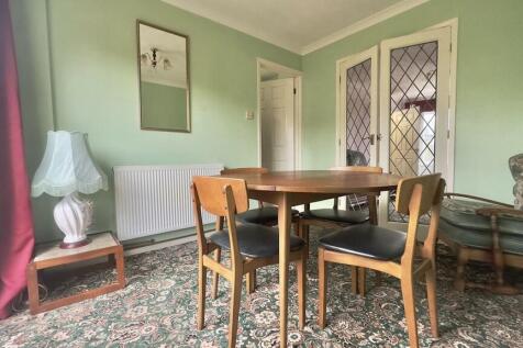 202A2103-0FF9-48D...