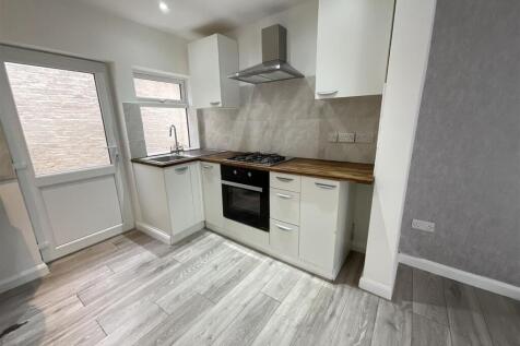 Harrops Place, Macclesfield photo 4