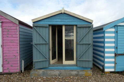 Front row beach hut