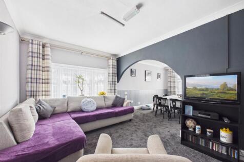 Open plan lounge/ diner
