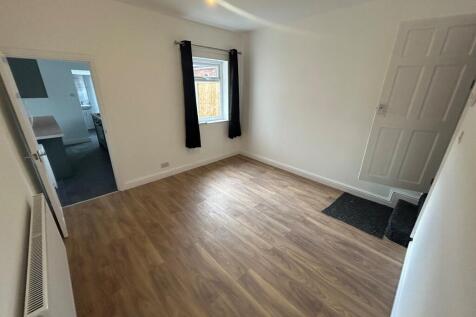 Waterloo Street, Staffordshire, Burton upon Trent, DE14 photo 3