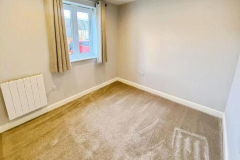 Essex House, Darwin close York photo 5