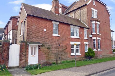 Littlehampton, BN17 - property photo