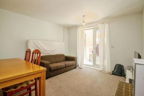 Living/Dining Area