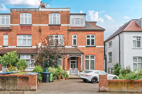 1347811-1-68b8076...