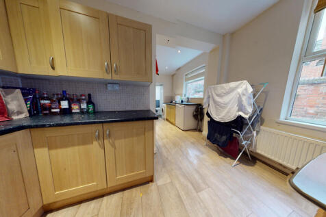 Albert Grove, Lenton, Nottingham, NG7 1PA photo 4