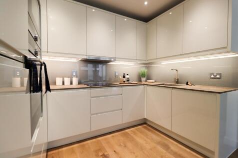 Colindale(2)-2021...