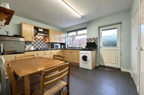 Dining Kitchen 770