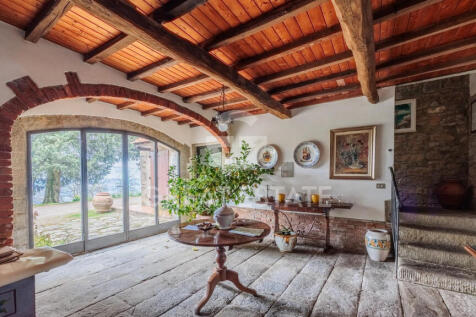 Interno