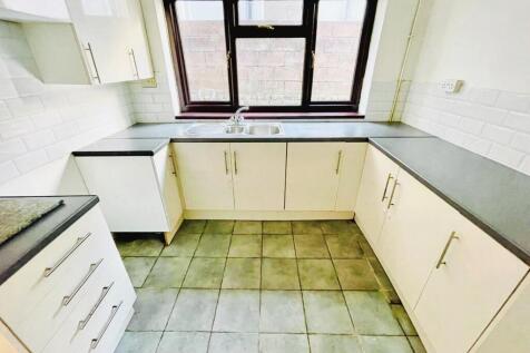 Richmond Road, Six Bells, Abertillery photo 4