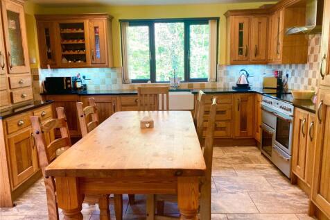 Kitchen/ Breakfast