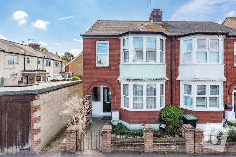 Gravesend, DA11 - property photo