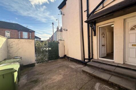 Woodchurch Road, BIRKENHEAD CH41 photo 4