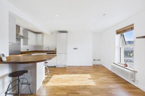 Open plan lounge
