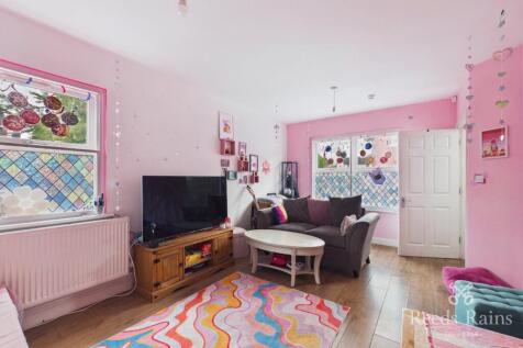 Elaine Street, Liverpool, Merseyside, L8 photo 3