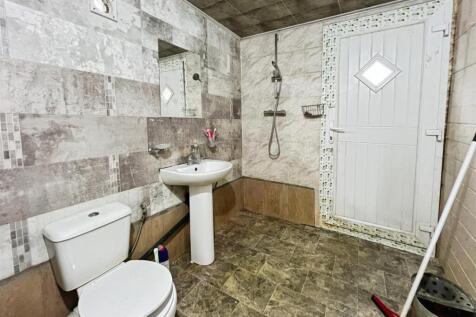 Ground Floor Wet Room