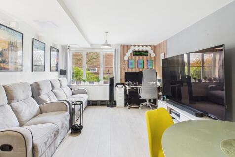 Living / Dining Room