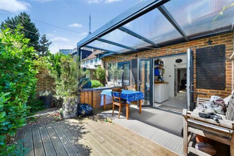Garden room 1