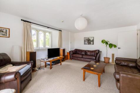 Living room (1)