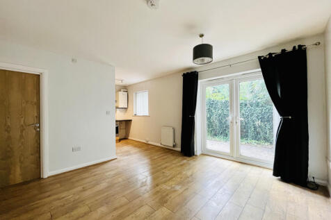 Willow Gardens, Darfield, Barnsley, S73 photo 3