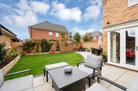 16 Penson Gardens WEB PH-17.jpg