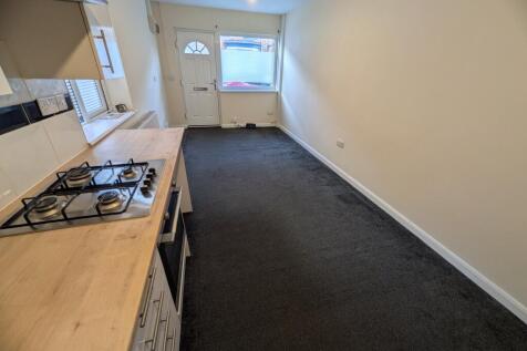 Flat 3, Egerton Road, WIRRAL, CH62 1AT photo 4