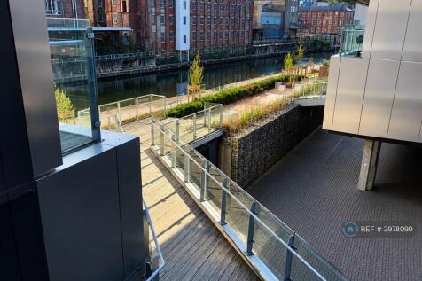 10 Gavin Bank - Resident Private Terrace