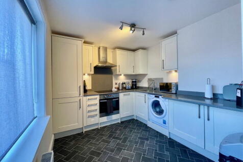 Phoenix House Bartholomew Street Newbury photo 4