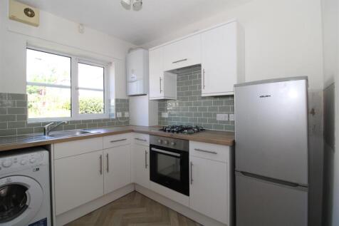 Kitchen.JPG