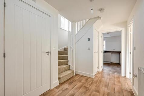 28 Furrow Drive-2.jpg