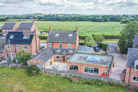 dji_fly_20260720_122804_625_1784564902015_photo_op