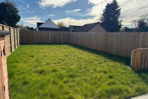 Bluebell Walk, Leverington, WISBECH photo 5