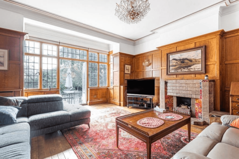 LIVING ROOM ONE