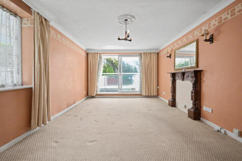 Flat 1 Forest House, 1 Russell Cotes Road, Bournemouth, BH1 3UA