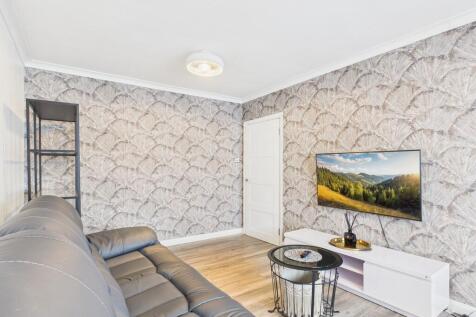 CAM05526G0-PR0058...