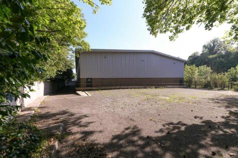 Rear Yard / Parking Area 260 Brighton Road Couls