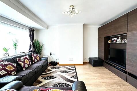 57 Sudbury Croft,...